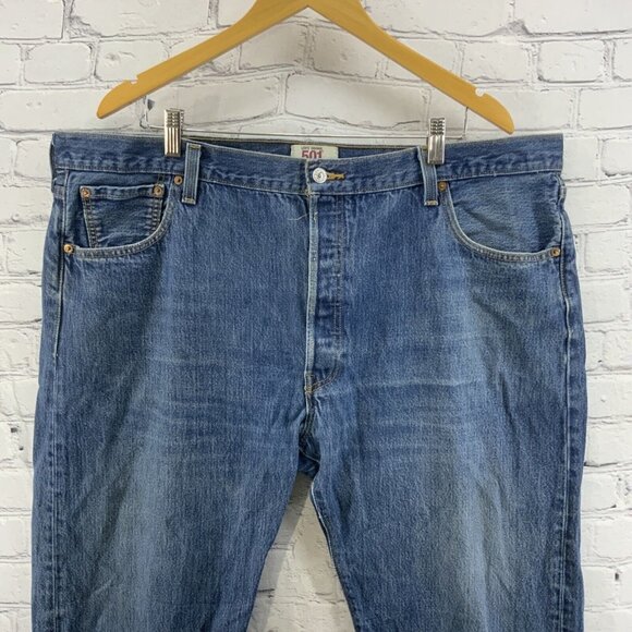 Levi’s Original 501 Straight Leg Button Fly Blue Jeans Mens Sz 44 x 30 - Picture 2 of 13